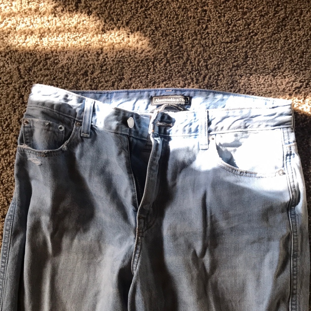 Jeans - Picture 2 of 4